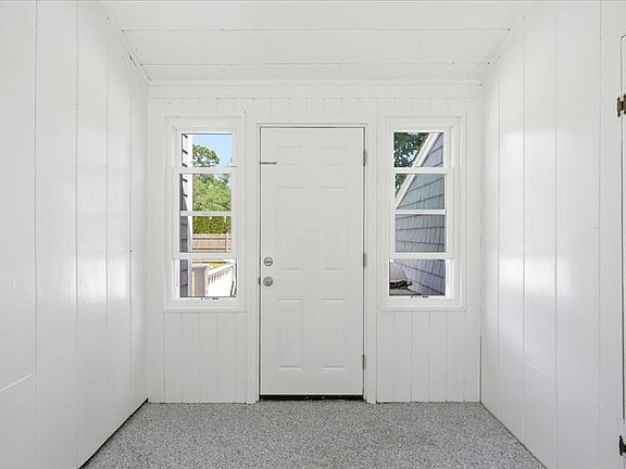 5th image of 6 Jackson Rd