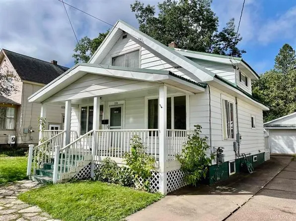 219 N Lake St, Ironwood, MI 49938