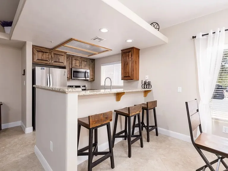 405 Paradise Pkwy #150 — Photo 4