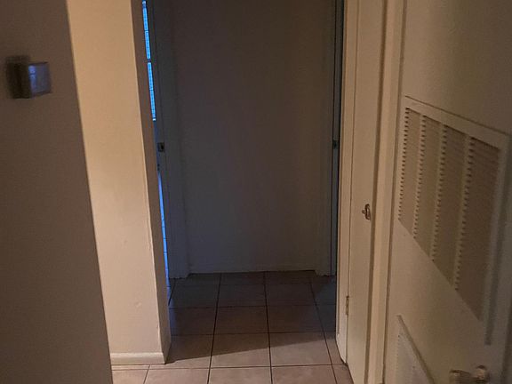 2nd image of 2304 Richland Ave #D