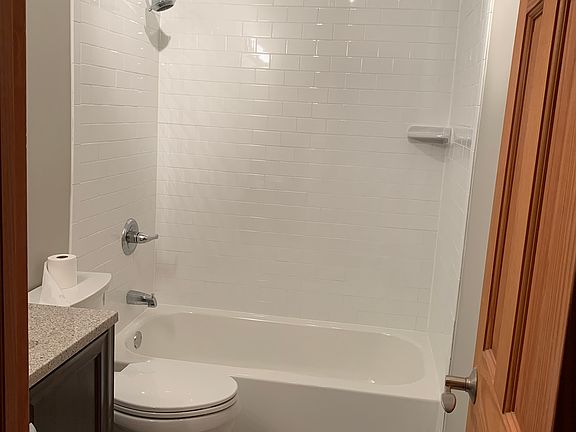 4th image of 411 Patton Ave
