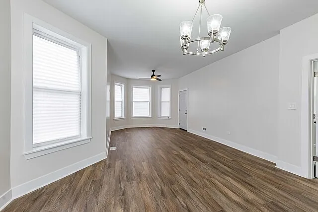 3 bed, 1000 sqft, $1,650 — Photo 3