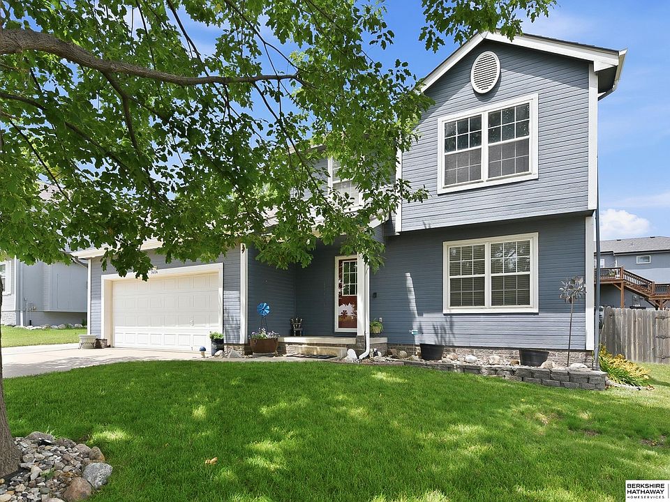 1st image of 1404 Durham Dr