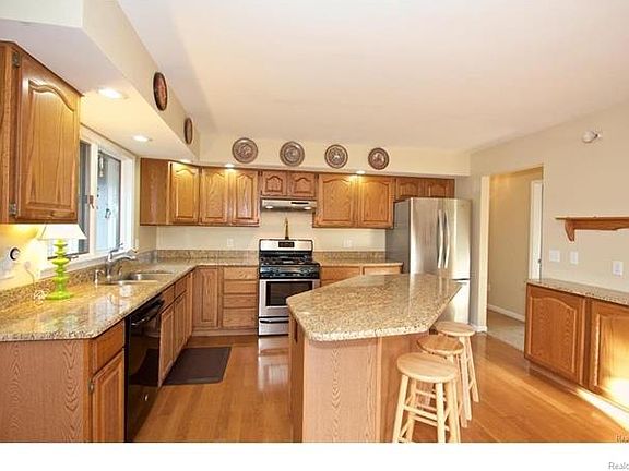4th image of this home