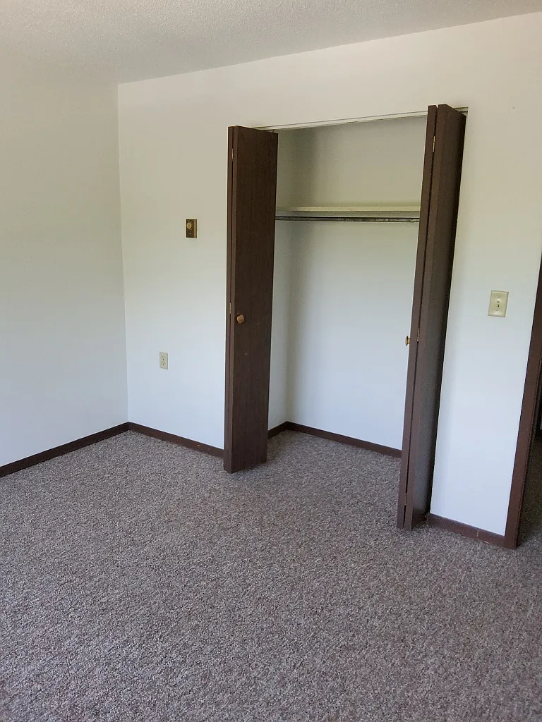 2 bed, $841 — Photo 4