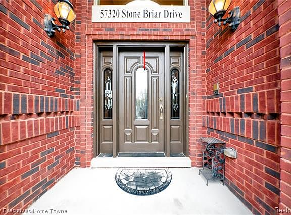 4th image of 57320 Stonebriar Dr
