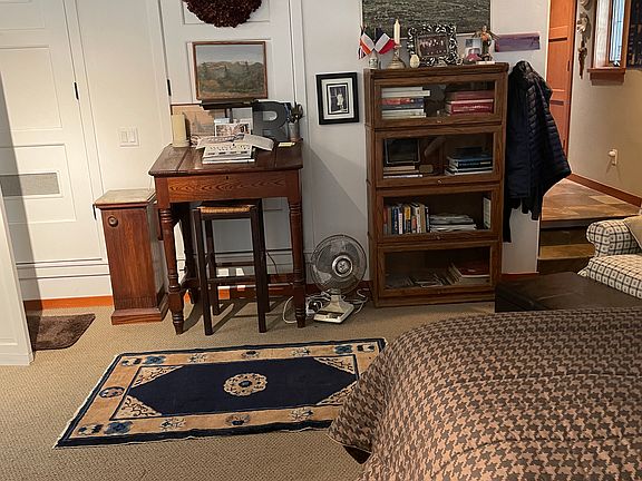 4th image of 395 Norfolk St