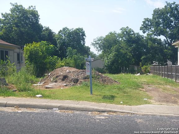 4th image of 134 E Dullnig Ct