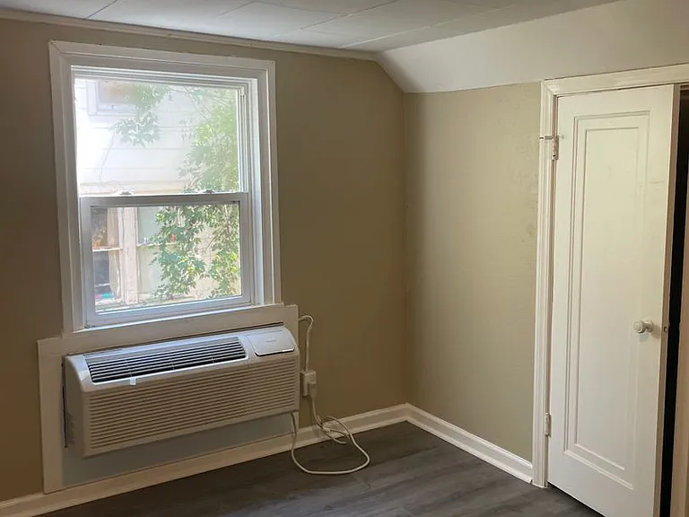 116 Oakland Avenue — Photo 8