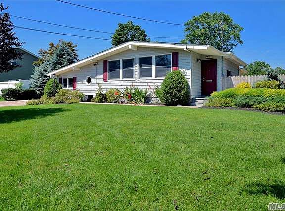 2nd image of 30 Neptune Ave