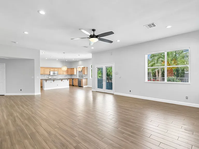 296 Doe Run Cir — Photo 167