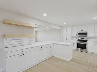 1016 Cavender Dr, Hurst, TX 76053