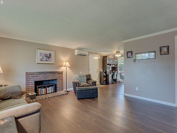 3rd image of 3110 NE 152nd Ave