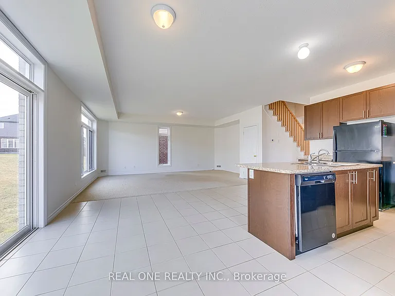 45 Deshane St #A — Photo 17