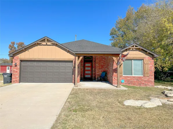 15705 E Newton Pl, Tulsa, OK 74116
