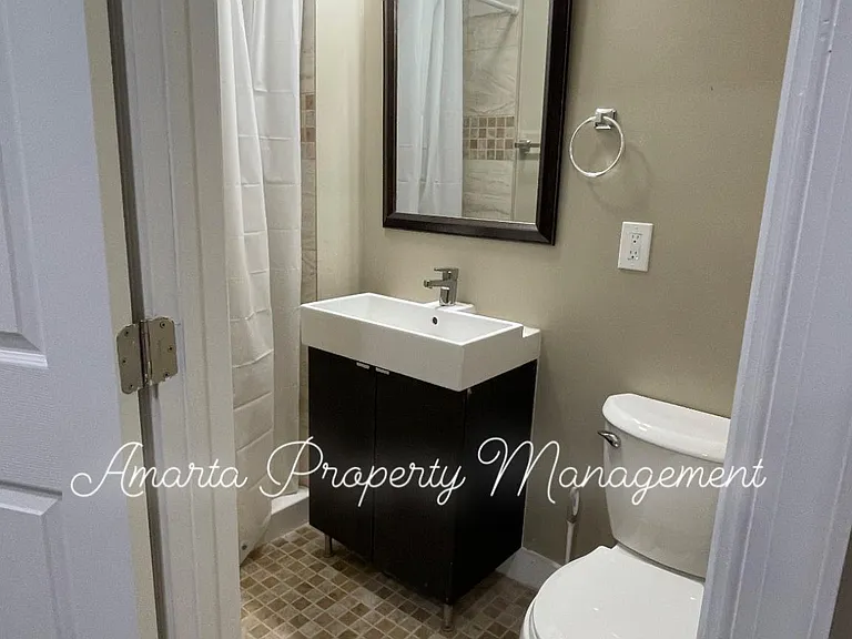 1445 Monroe St NW #1 — Photo 6