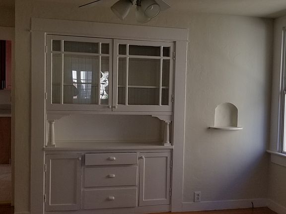 5th image of 729 Baden Ave