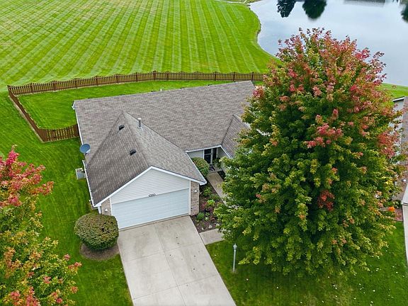 3rd image of 16036 Timberwillow Dr
