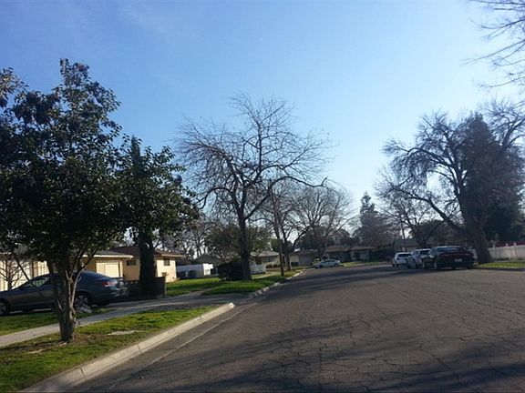 5th image of 4146 N Warren Ave