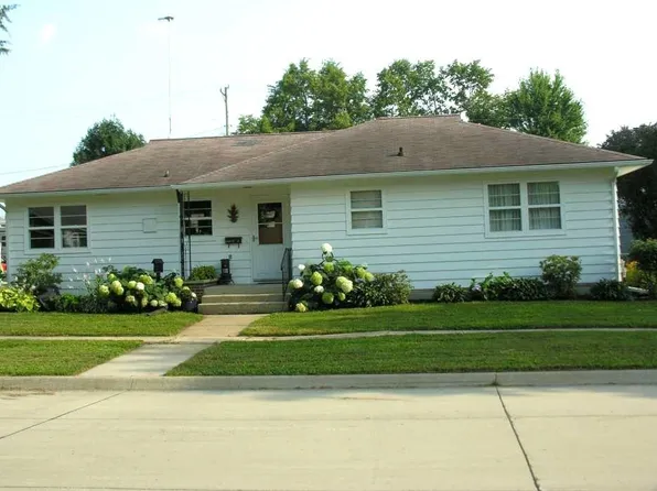 508 Oak St, Osage, IA 50461