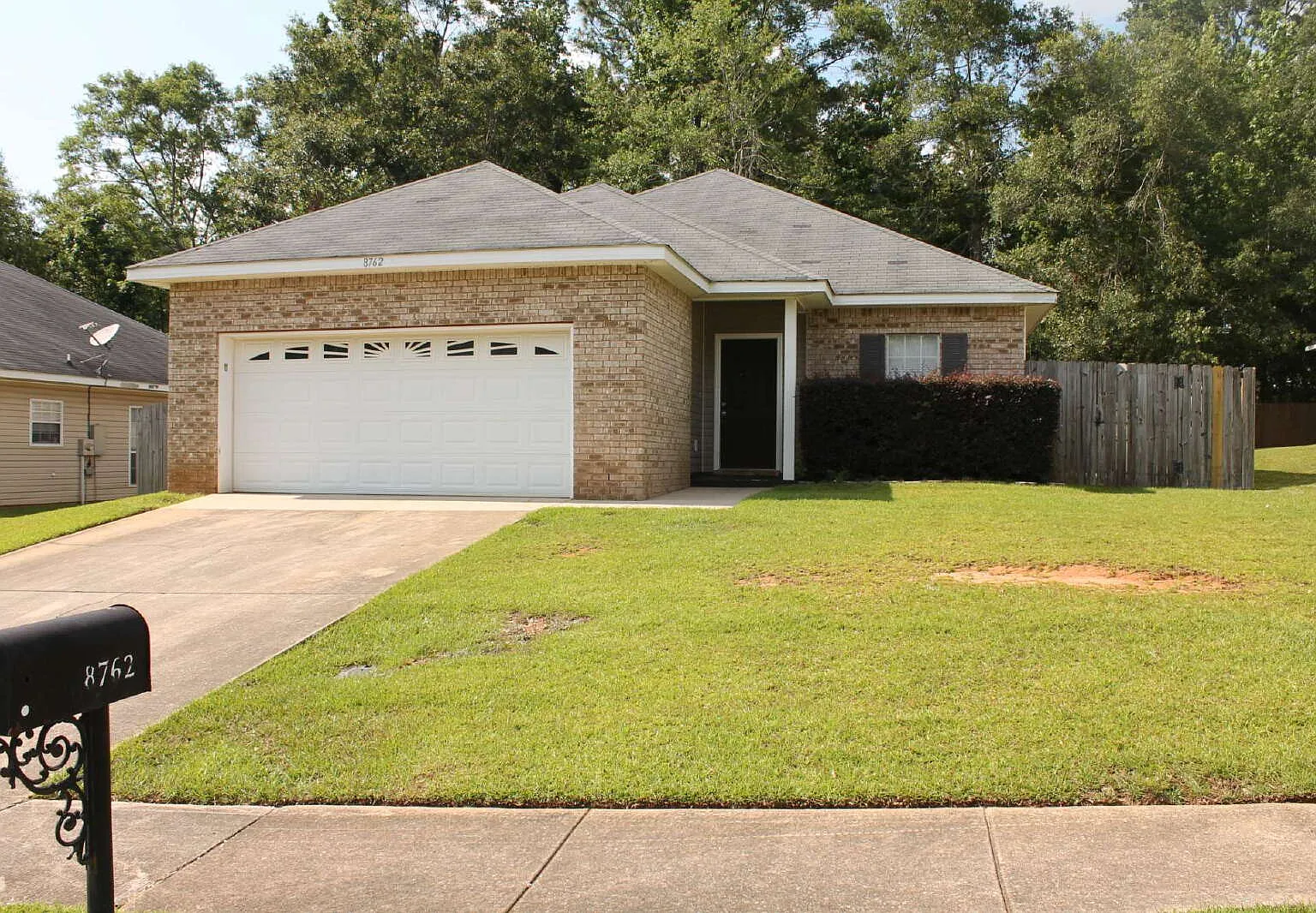 3 bed, 2.0 bath, $1,600 — Photo 1