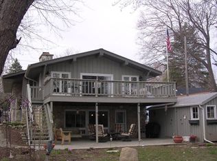 2486 Wallace Lake Rd, West Bend, WI 53090