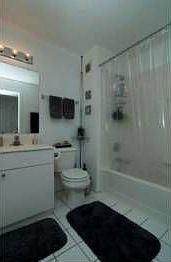 2nd image of 3115 S Michigan Ave APT 704