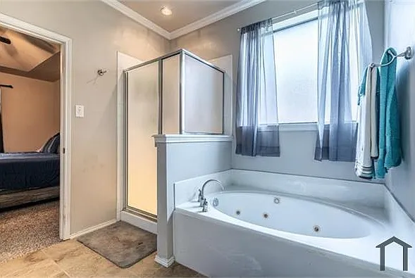 8957 Silent Brook Ln — Photo 20