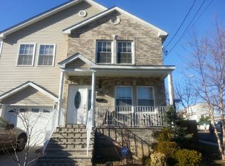 402 Thomas St, Perth Amboy, NJ