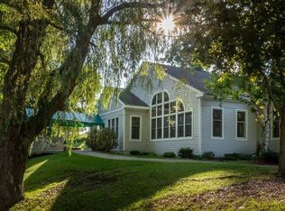 8016 E Genesee St, Fayetteville, NY 13066