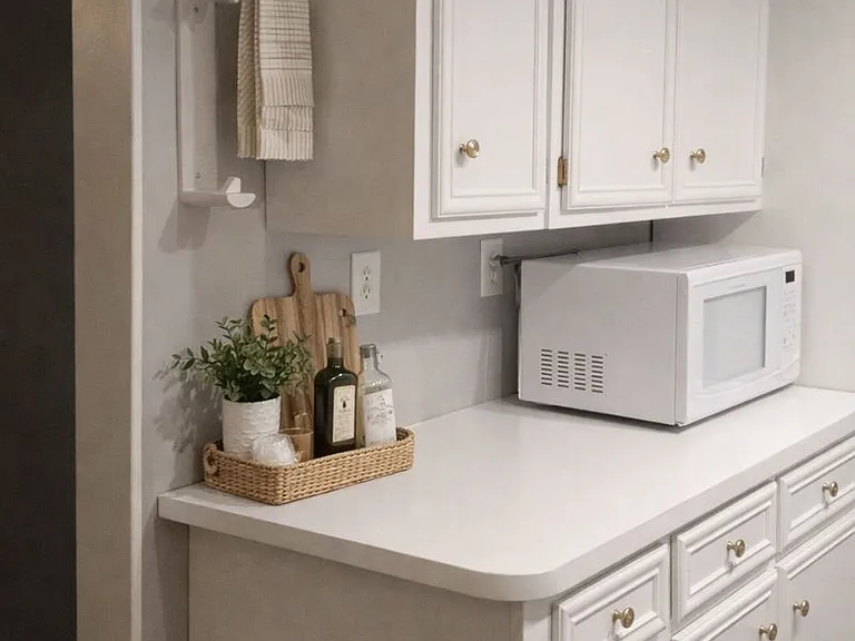 Kitchen With Microwave