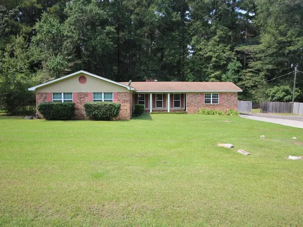 4514 Forest Dr, Laurel, MS 39440