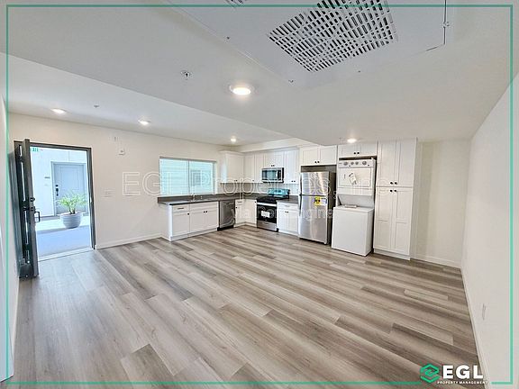 5th image of 10505 Hawthorne Blvd #309