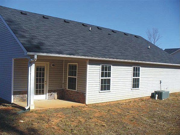 2nd image of 1138 Bradford Park Dr