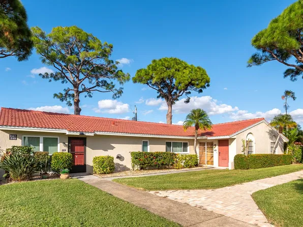 2169 Pueblo Cir, Sarasota, FL