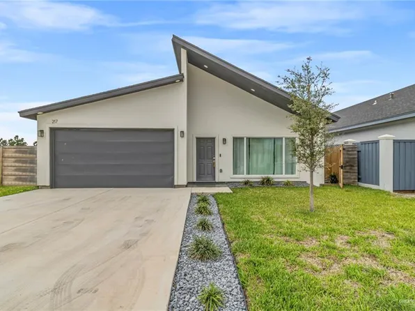 217 Constellation Dr, Pharr, TX 78577