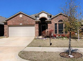 3304 Hornbeam St, Argyle, TX 76226