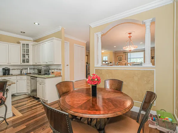 20 Notus Avenue image 10 of 44