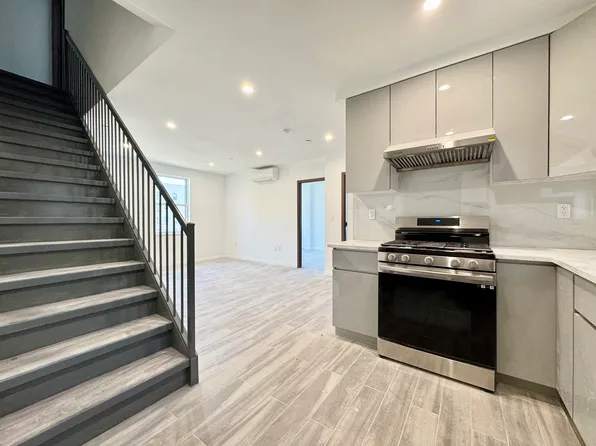 1595 W 9th St, Brooklyn, NY