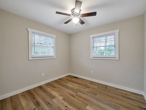 5th image of 5402 Haven Cir