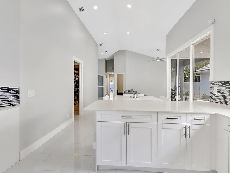 7 Wyndham Ln — Photo 21