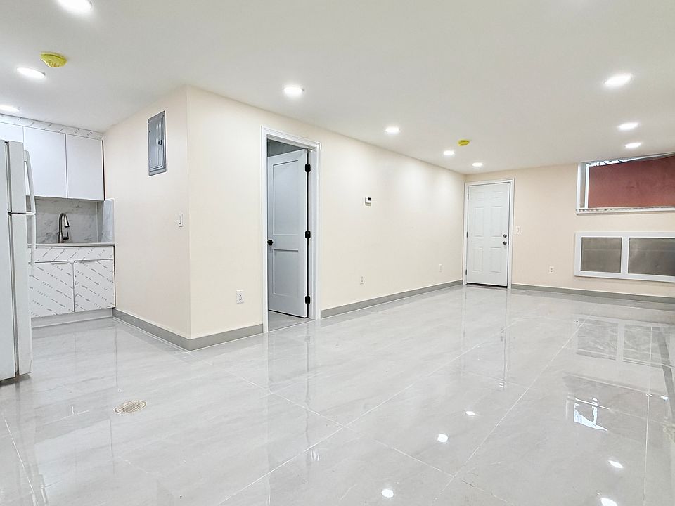 1st image of 2226 E 27th St Floor 1