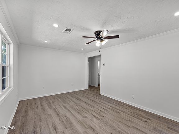 5th image of 1524 Mifflin Rd