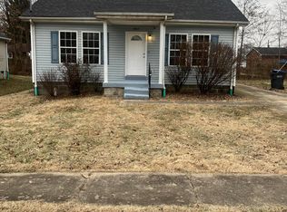 1447 Forest Dr, Louisville, KY