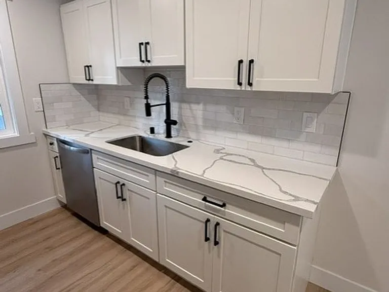 7900 Edmonds 4-Plex — Photo 7