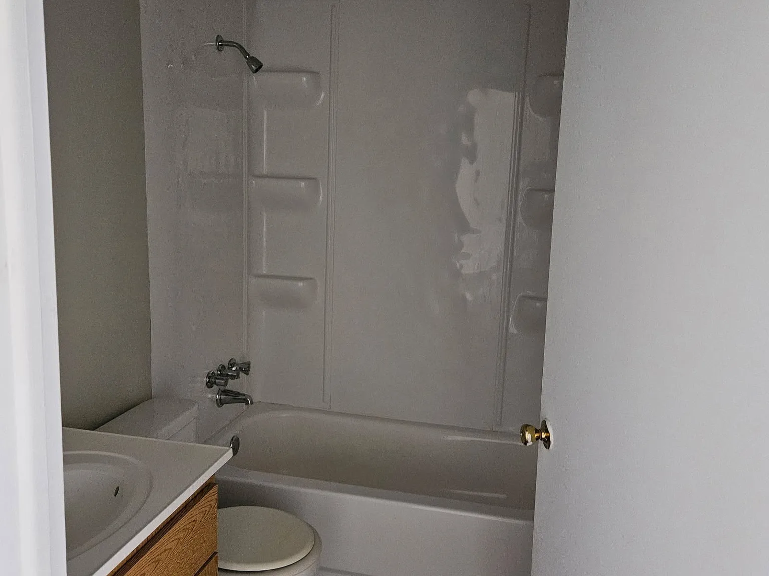 PARKHILL TERRACE APARTMENTS — Photo 2