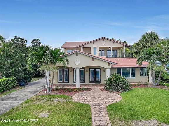 2nd image of 2908 Riverview Dr