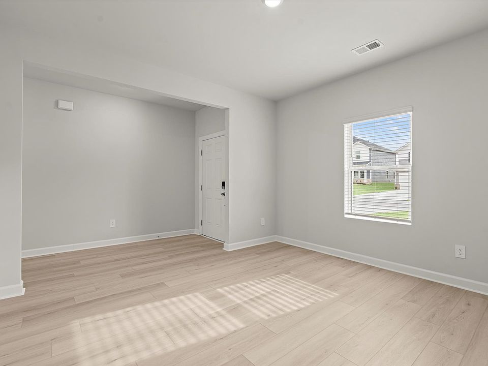 Welcome to the Chatham floorplan at The Farm at Wells Creek - Signature Collection.