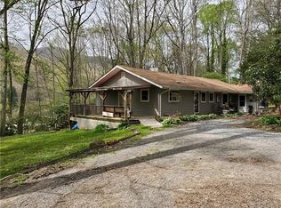 59 Tabby Ln, Maggie Valley, NC 28751