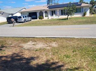 1086 Yorkshire St, Pt Charlotte, FL 33952